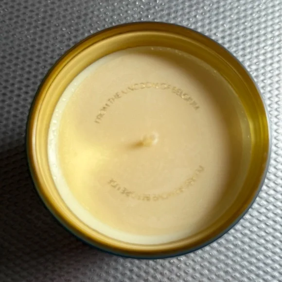 Delvaux scented candle - Picture 2 of 3